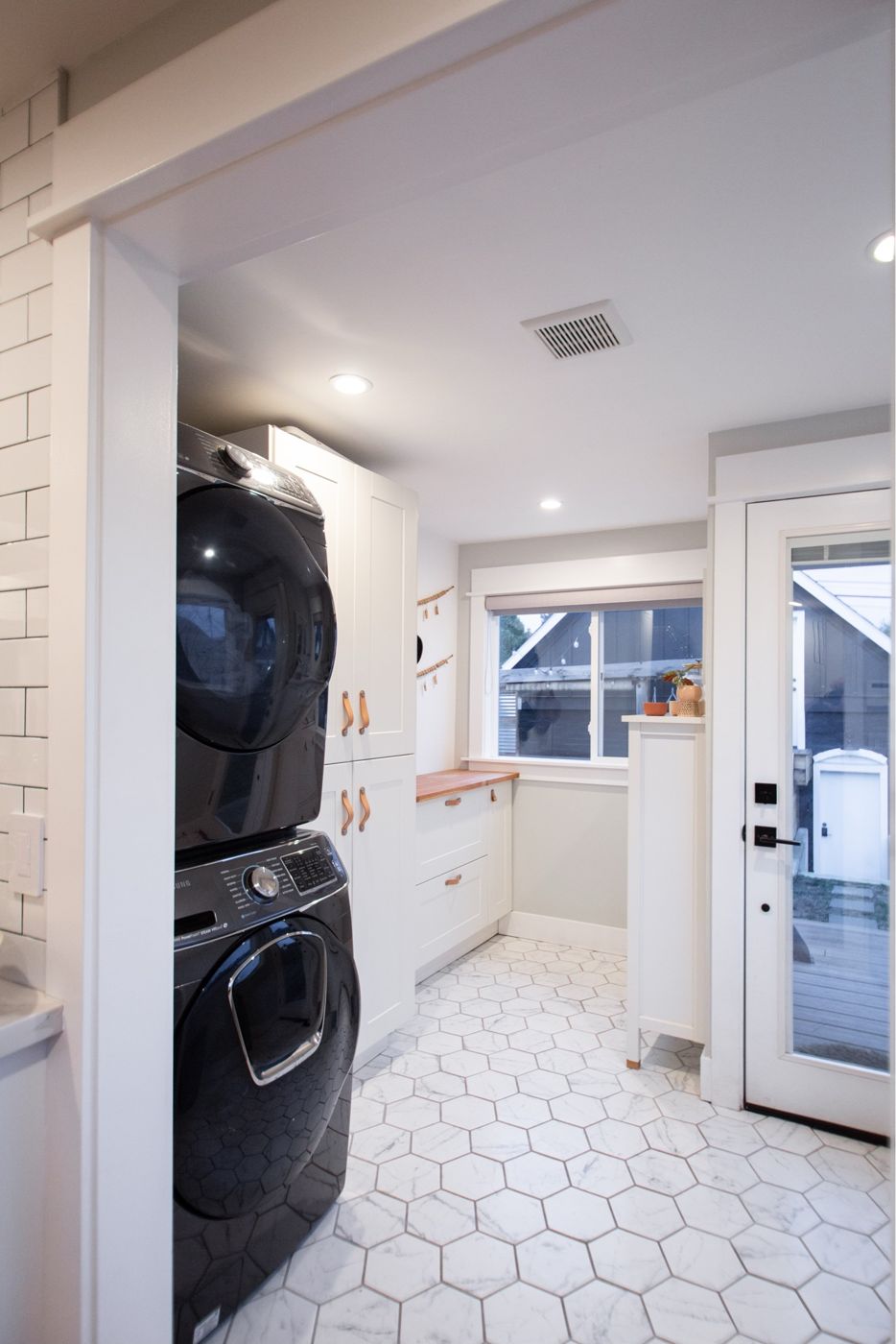 Laundry & mudroom